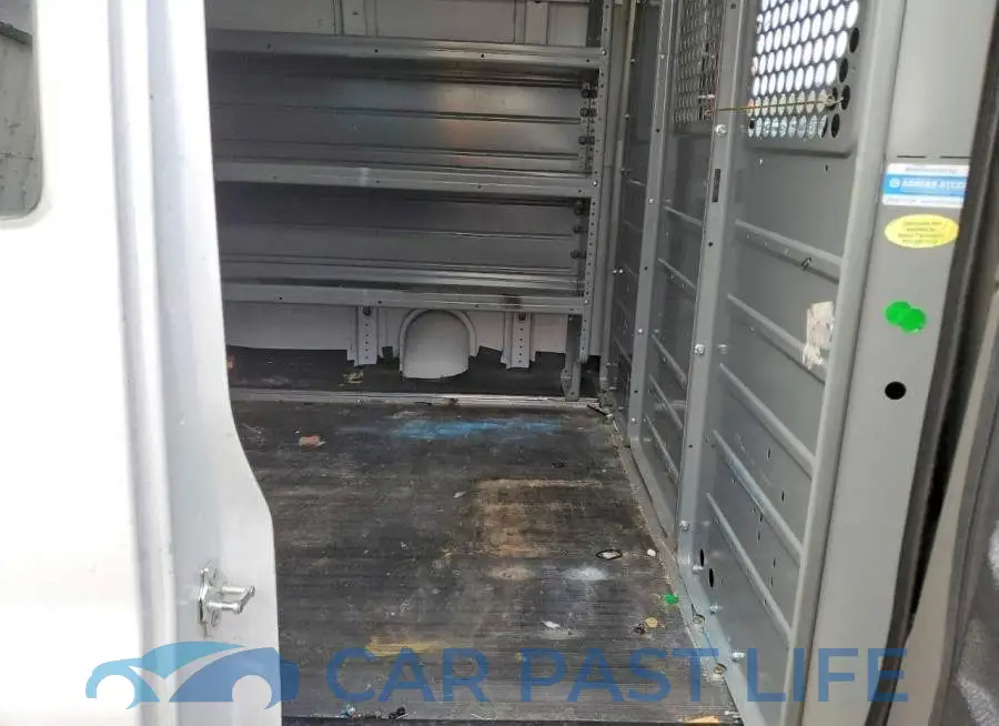 1GTW7AFP7J1332335# 11