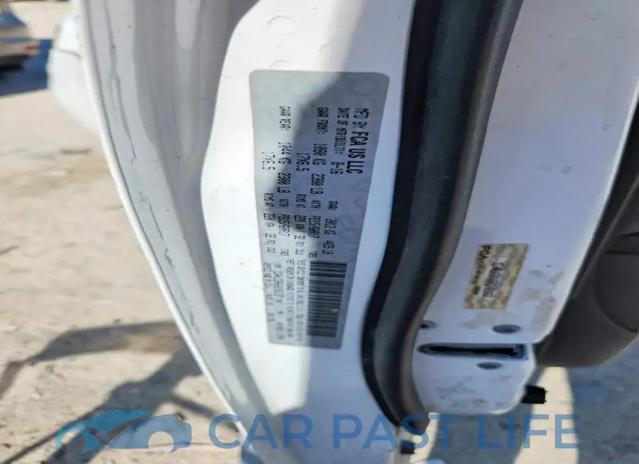 1C4NJCBA6HD123137# 14