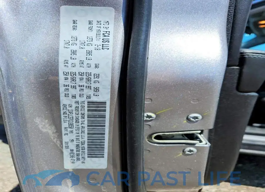 1C4PJLCB7KD128550# 13