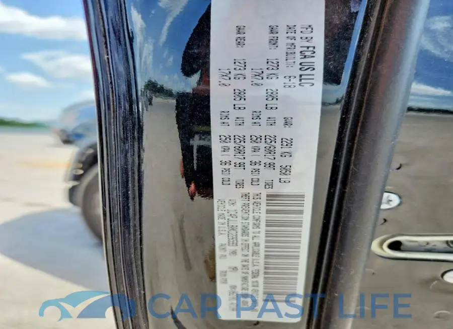 1C4PJLLB0KD226593# 14