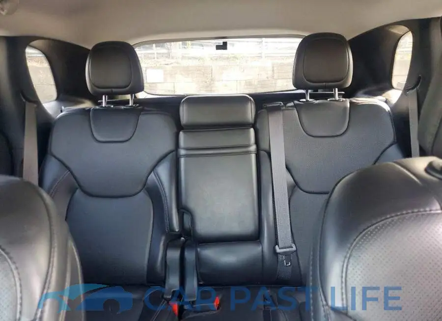 1C4PJMDX5KD104926# 10