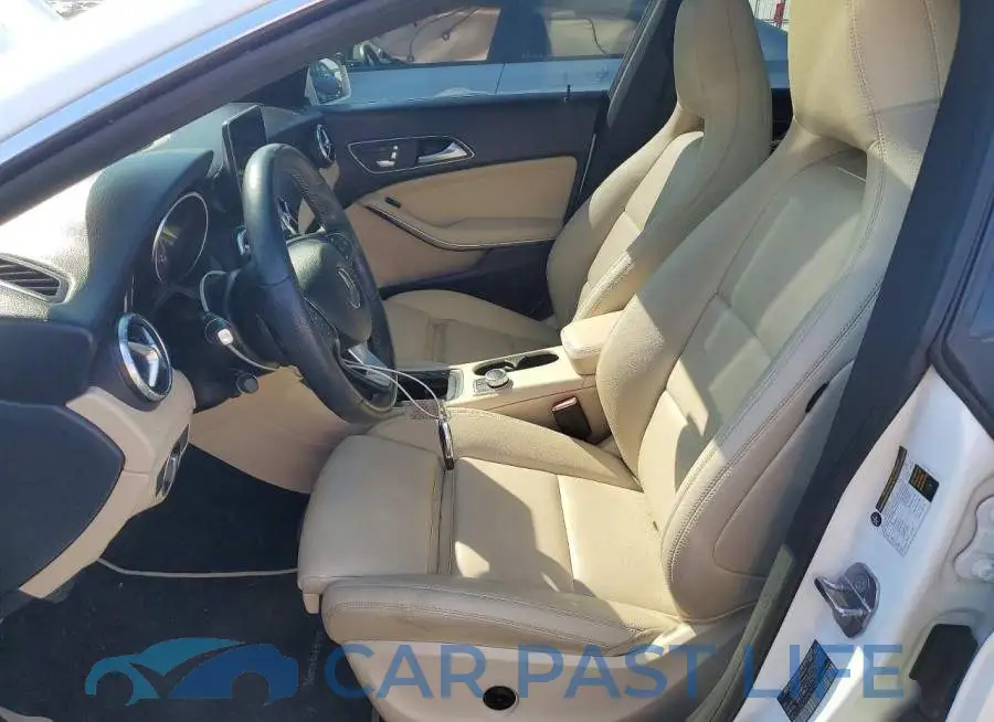 WDDSJ4GBXKN701757# 7