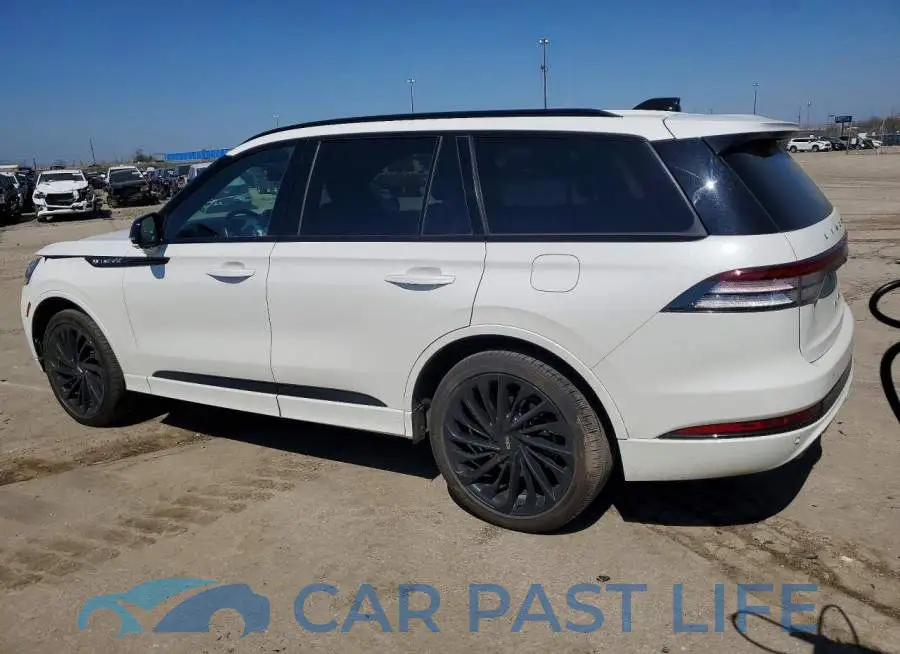 5LM5J7XC9SGL04927# 2