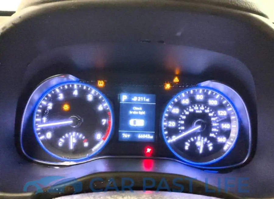 KM8K22AA5JU165005# 9