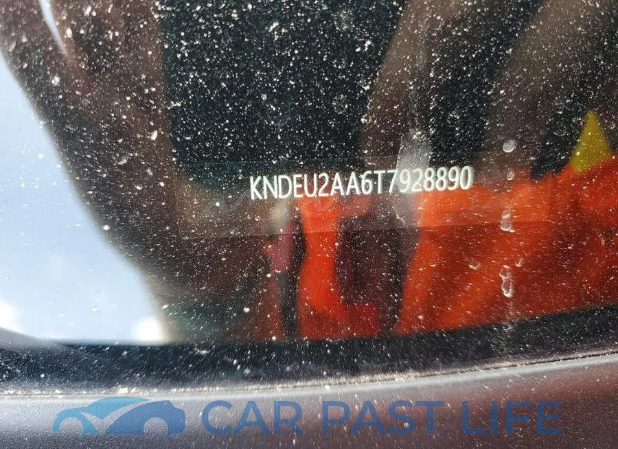 KNDEU2AA6T7928890# 14