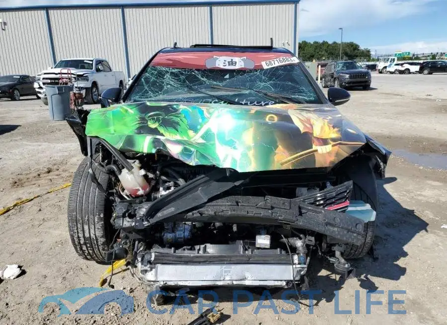 3VW5T7AU2LM002404# 5