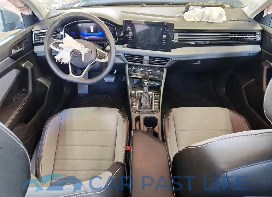 3VW7W7BU9TM001801# 8