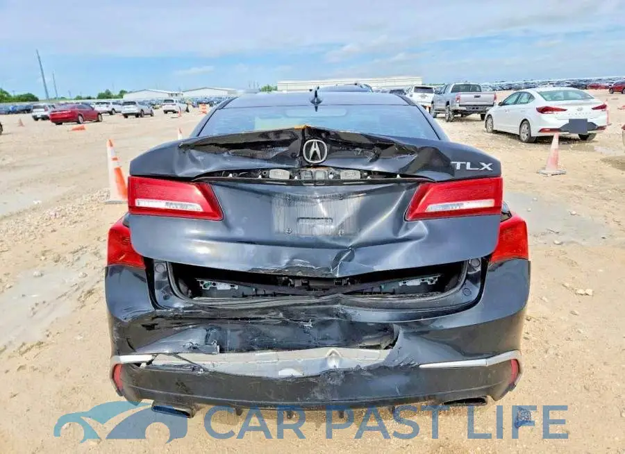 19UUB2F53JA003644# 6