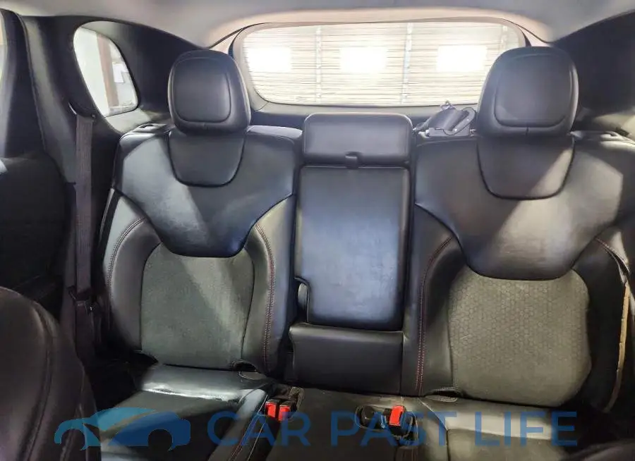 1C4PJMBN3KD481885# 10