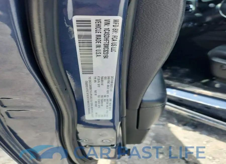 1C4SDHFT8MC823194# 14
