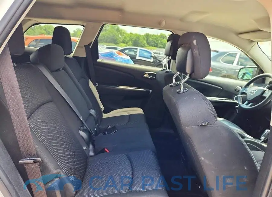3C4PDCAB4HT622295# 11