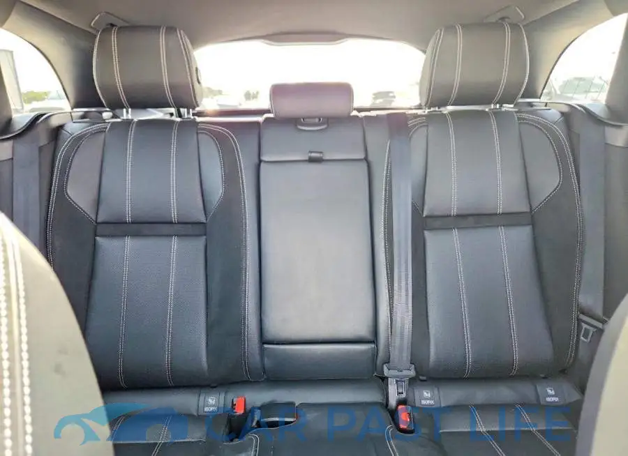 SALYL2RV3JA769018# 10