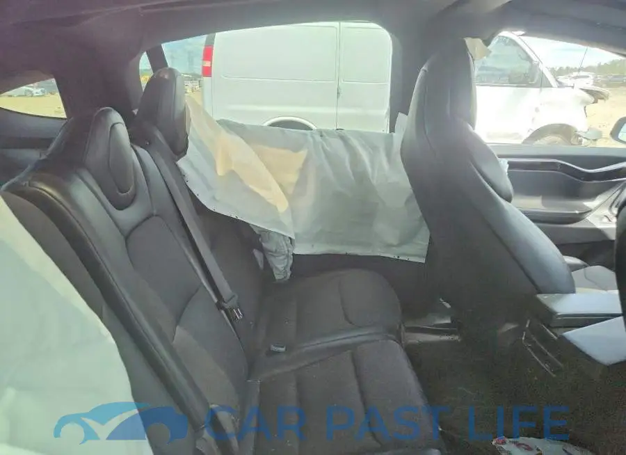 5YJXCAE20JF120762# 10
