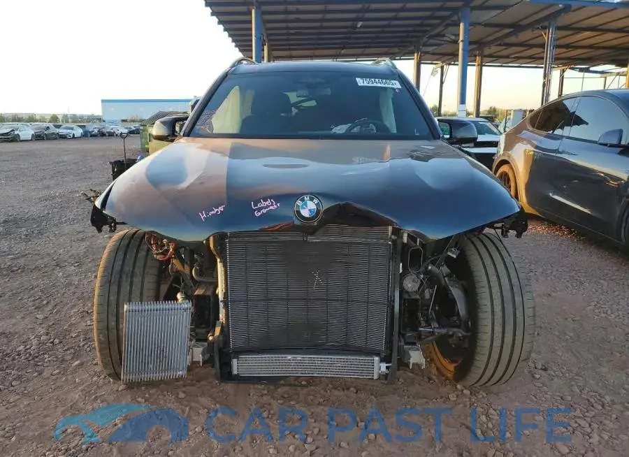 5UX33EM04R9V48943# 5