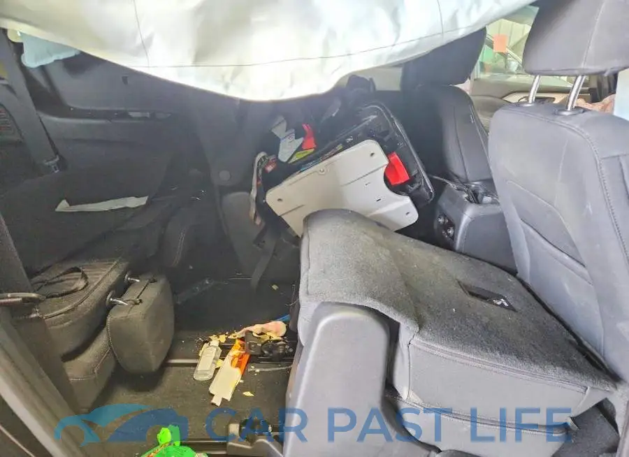 1GNEVGKS8TJ199027# 11