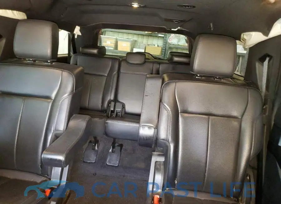 1FMJK1JT3MEA62493# 10