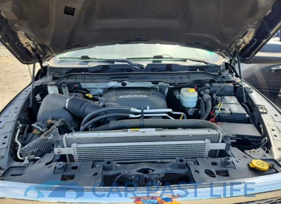 3C6UR5FJ3JG170989# 11