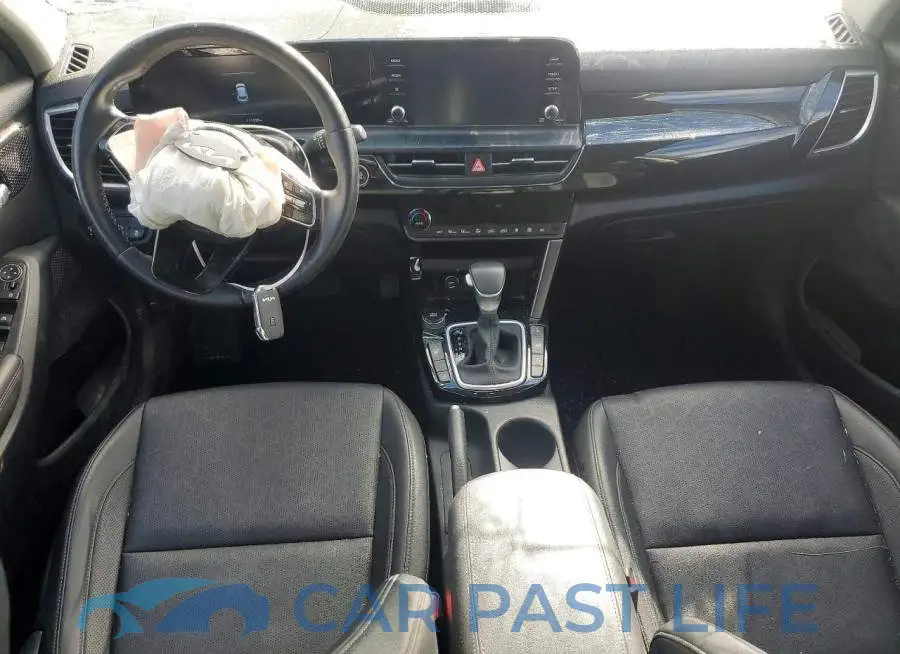 KNDEUCAA4R7520547# 8