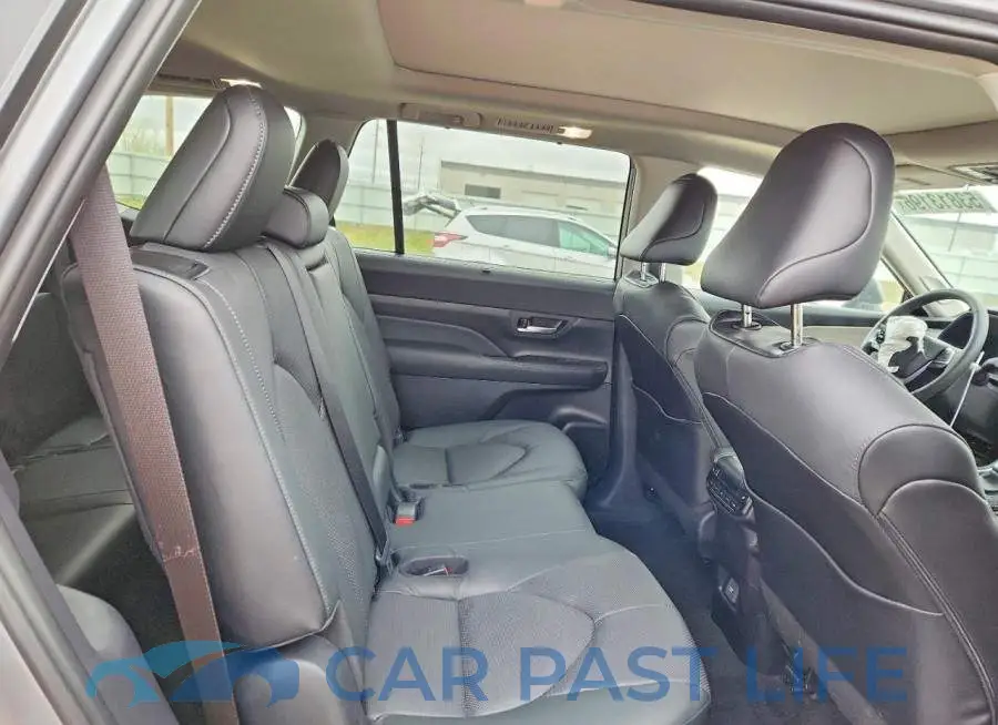 5TDAAAB57TS115745# 11