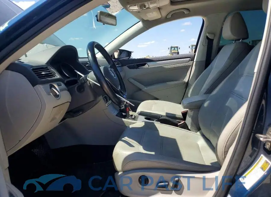 1VWLA7A36KC010140# 7