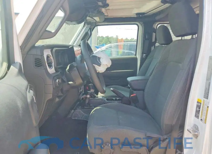 1C4PJXEN5TW194633# 7