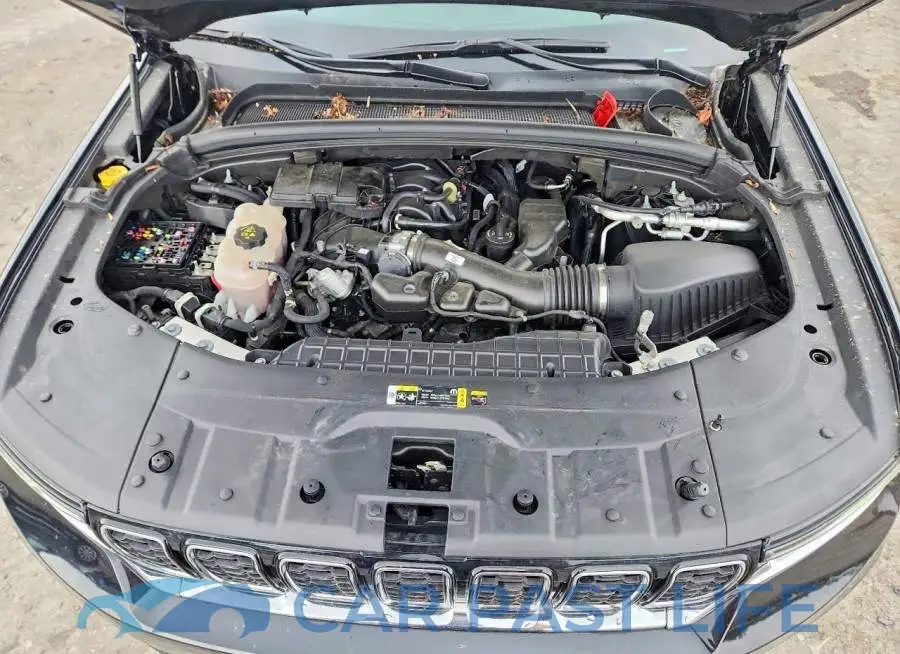 1C4RJHBG3N8528329# 12