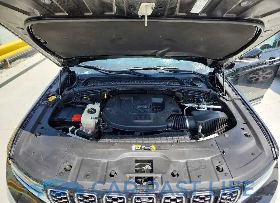 1C4RJHEG5N8530904# 12