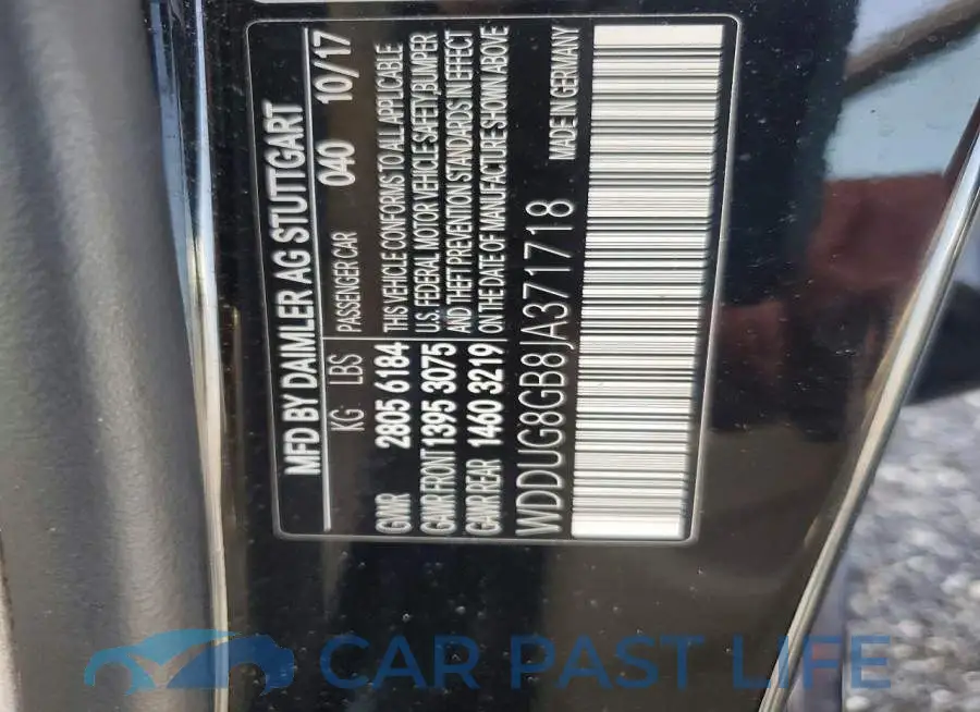 WDDUG8GB8JA371718# 12