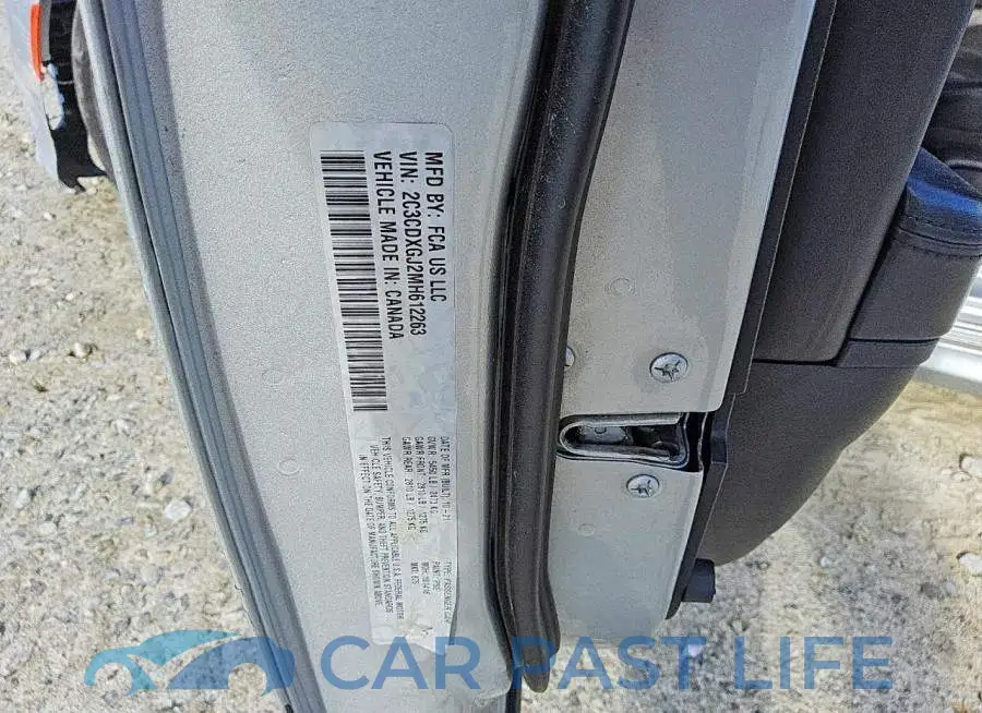 2C3CDXGJ2MH612263# 12