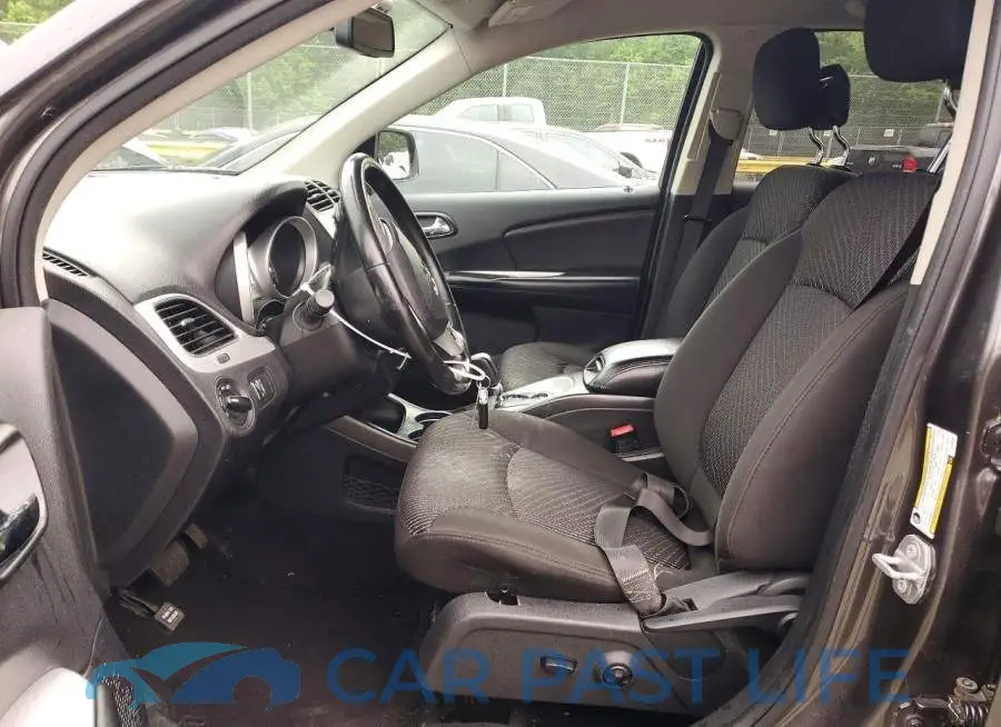 3C4PDCAB5LT273558# 7