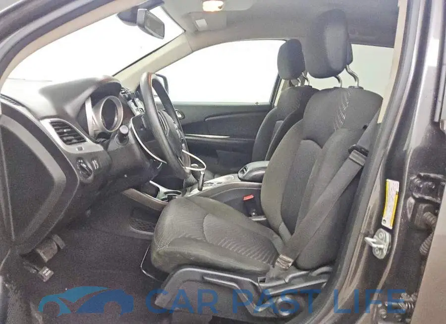 3C4PDCAB8LT181134# 7