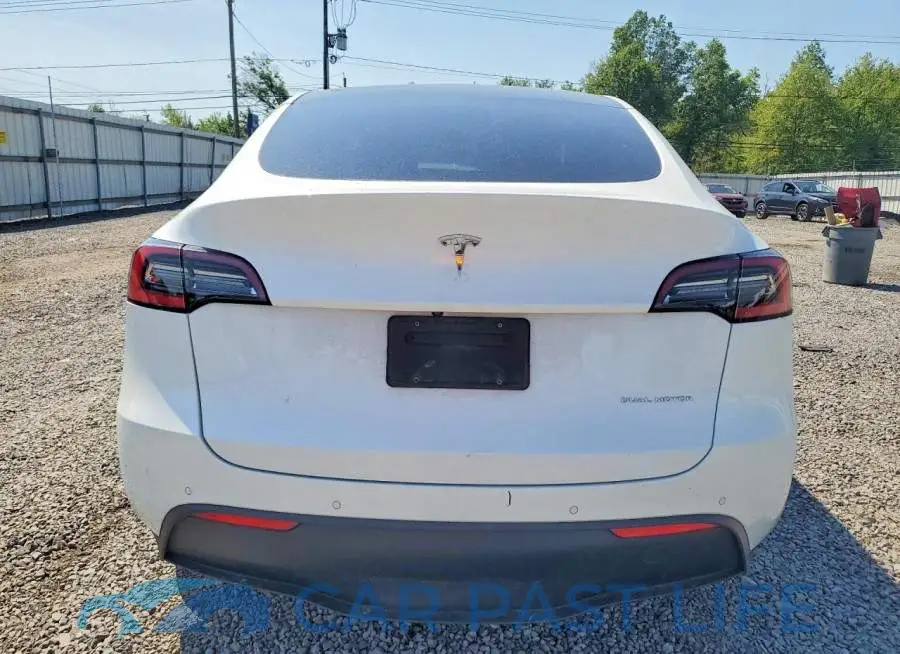 5YJYGAEE3MF136901# 6