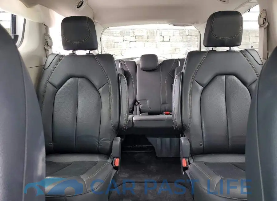 2C4RC1BG9LR120162# 10