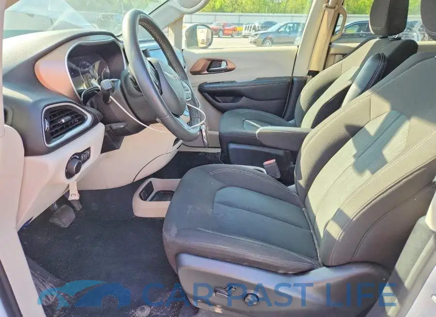 2C4RC1CG4NR168850# 7