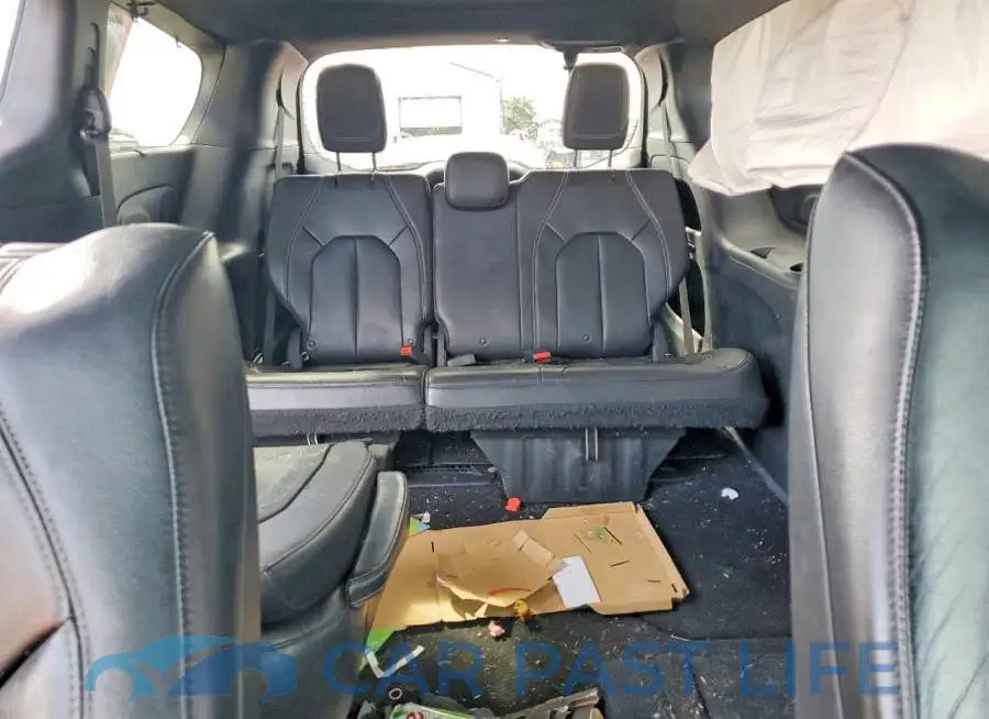 2C4RC1EGXKR507992# 10