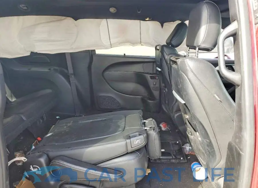 2C4RC1EGXKR507992# 11