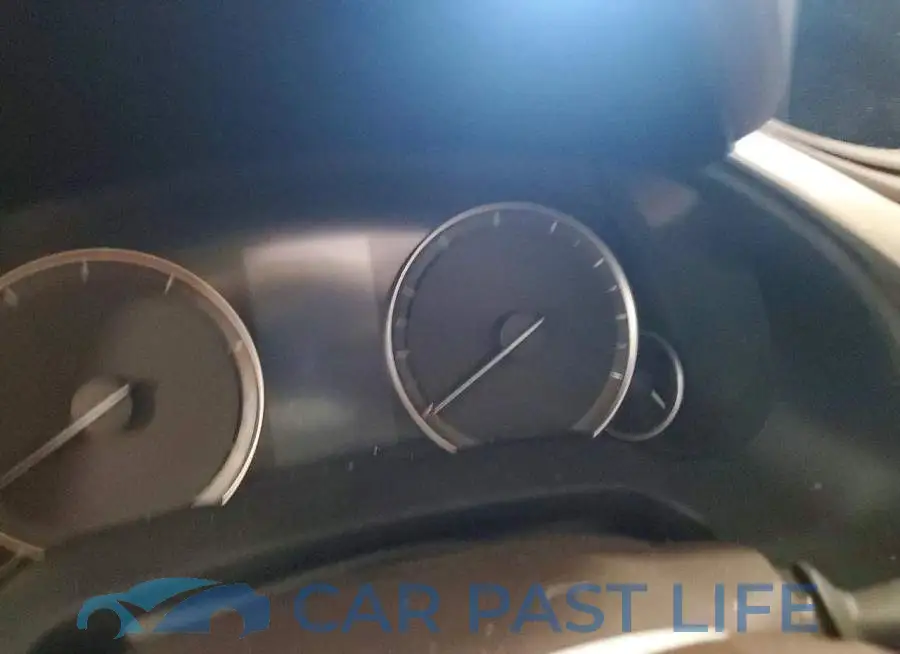 2T2HZMDA8LC213495# 9