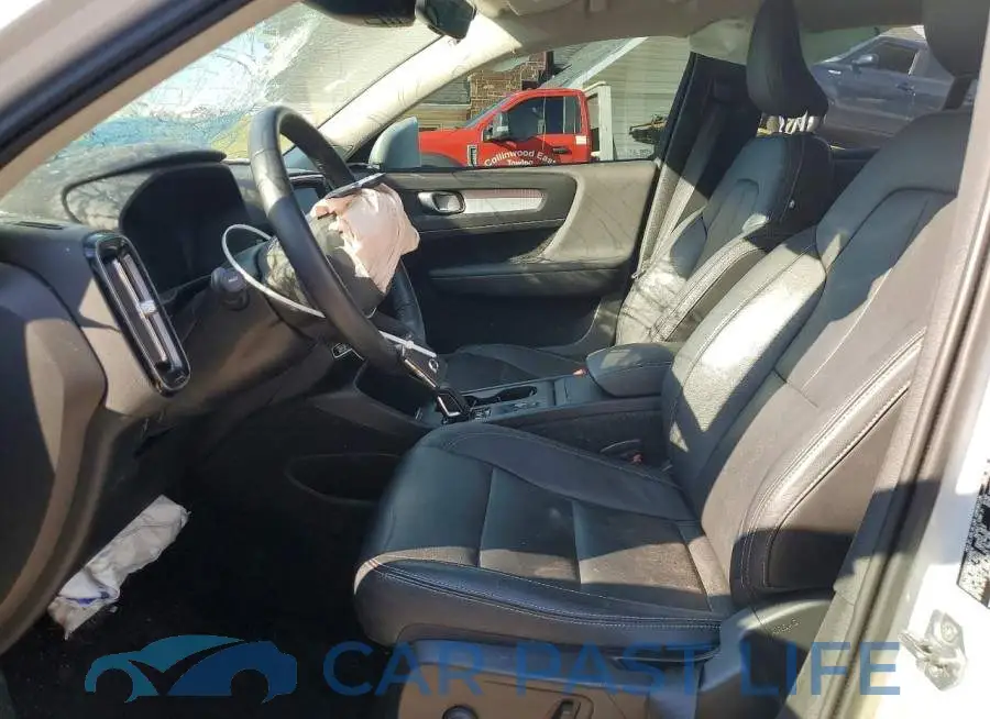 YV4162UK3L2288970# 7