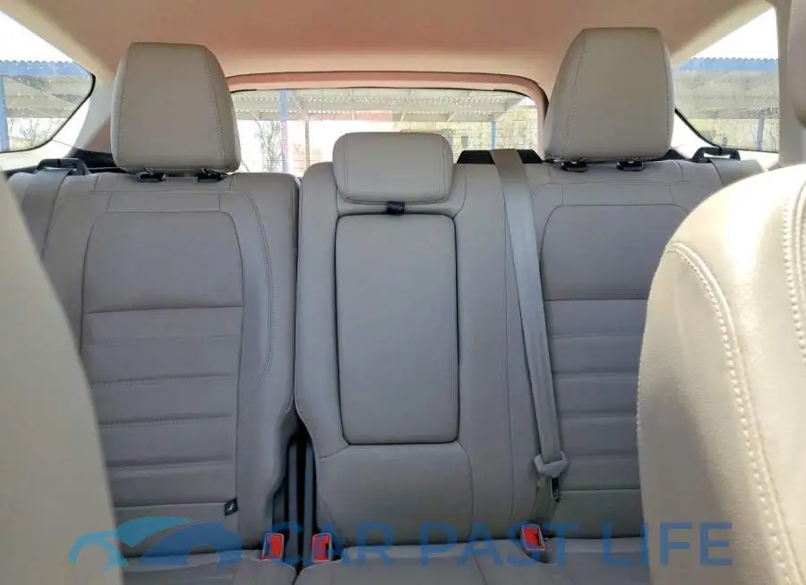 1FMCU9J90HUA94934# 10
