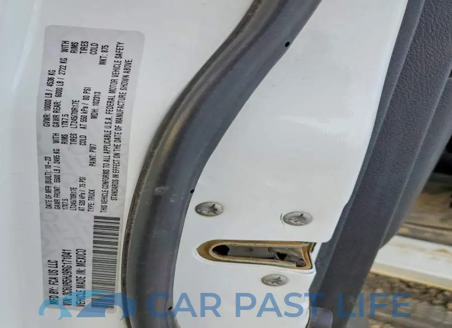 3C6UR5HJ9RG171041# 12
