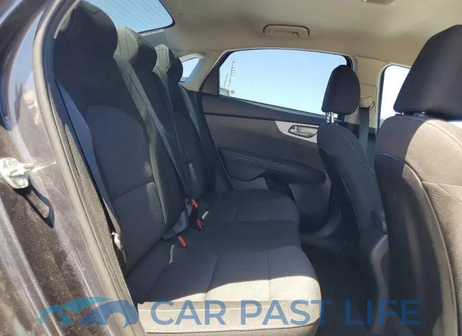 3KPF24AD6PE517916# 10
