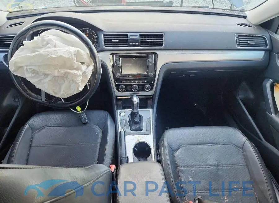 1VWLA7A32KC004769# 8