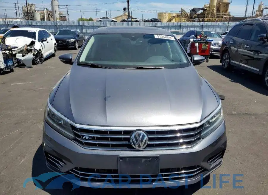 1VWMA7A36KC006318# 5