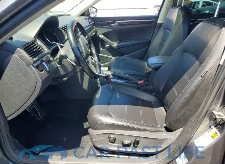 1VWMA7A36KC006318# 7
