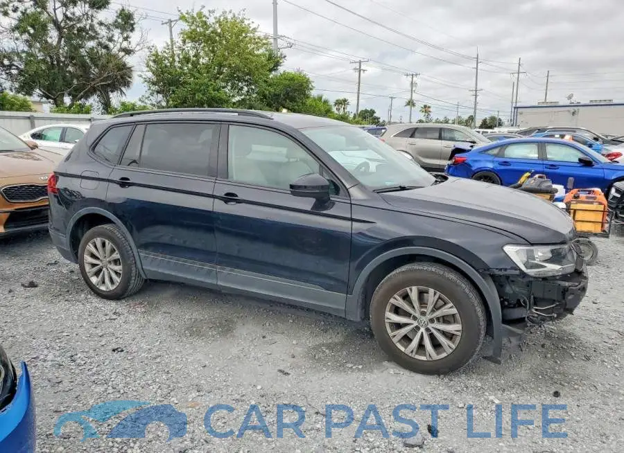 3VV1B7AX3LM076821# 4