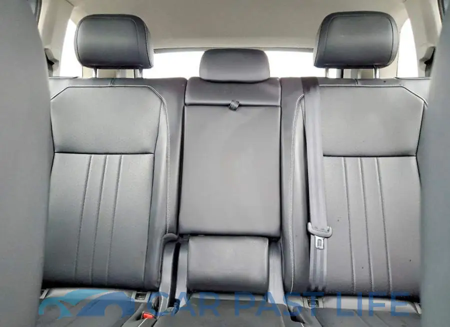 3VV3B7AX9RM098159# 10