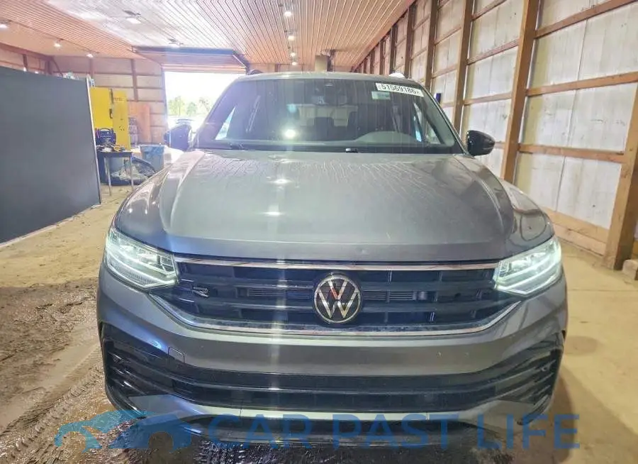 3VV8B7AX2RM146414# 5