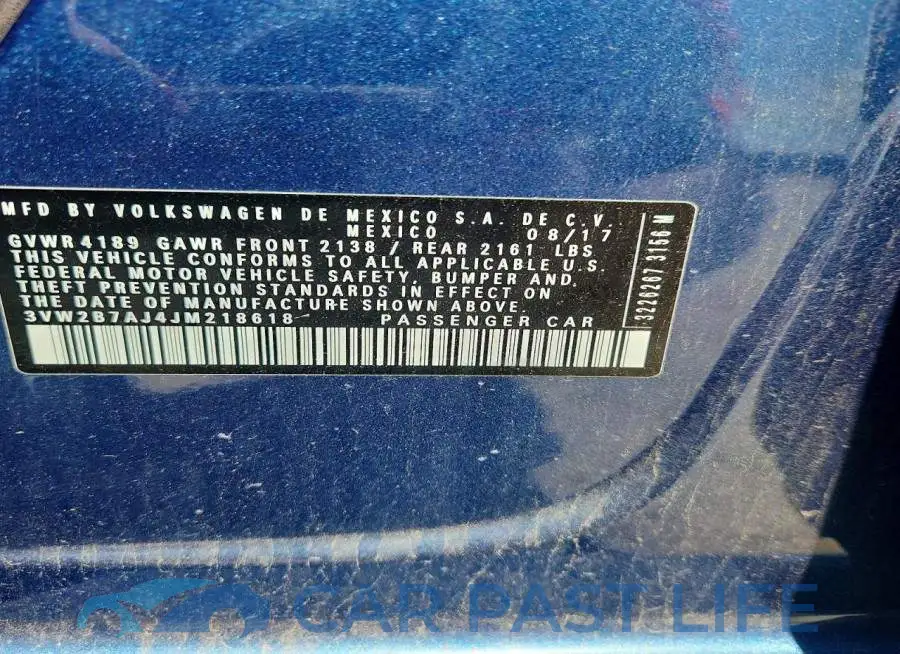 3VW2B7AJ4JM218618# 12