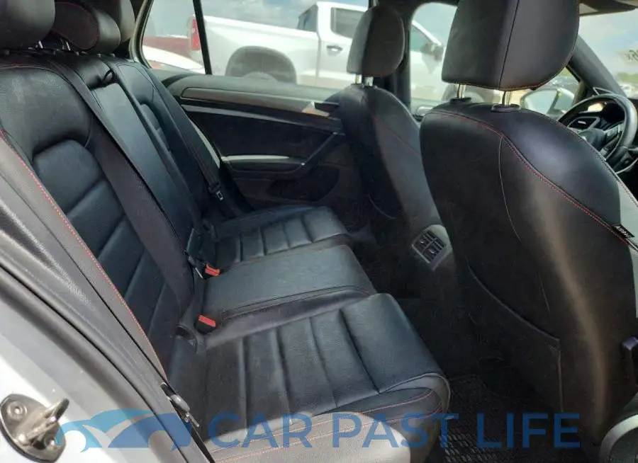 3VW5T7AUXKM016100# 10