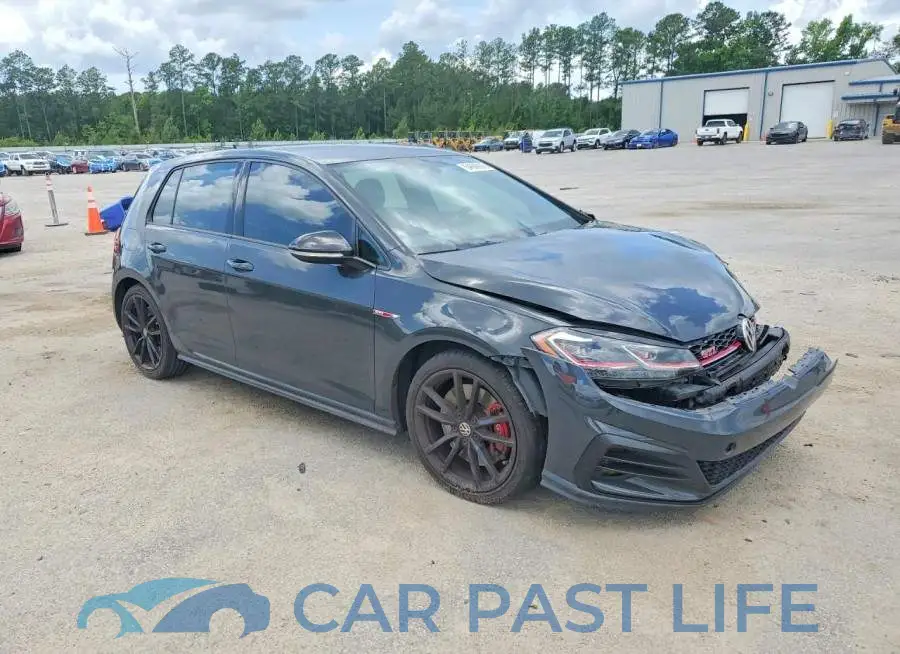 3VW6T7AU4KM004657# 4